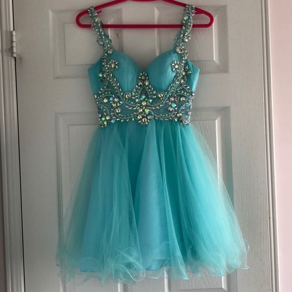 Prom/ graduation dress - Picture 1 of 2
